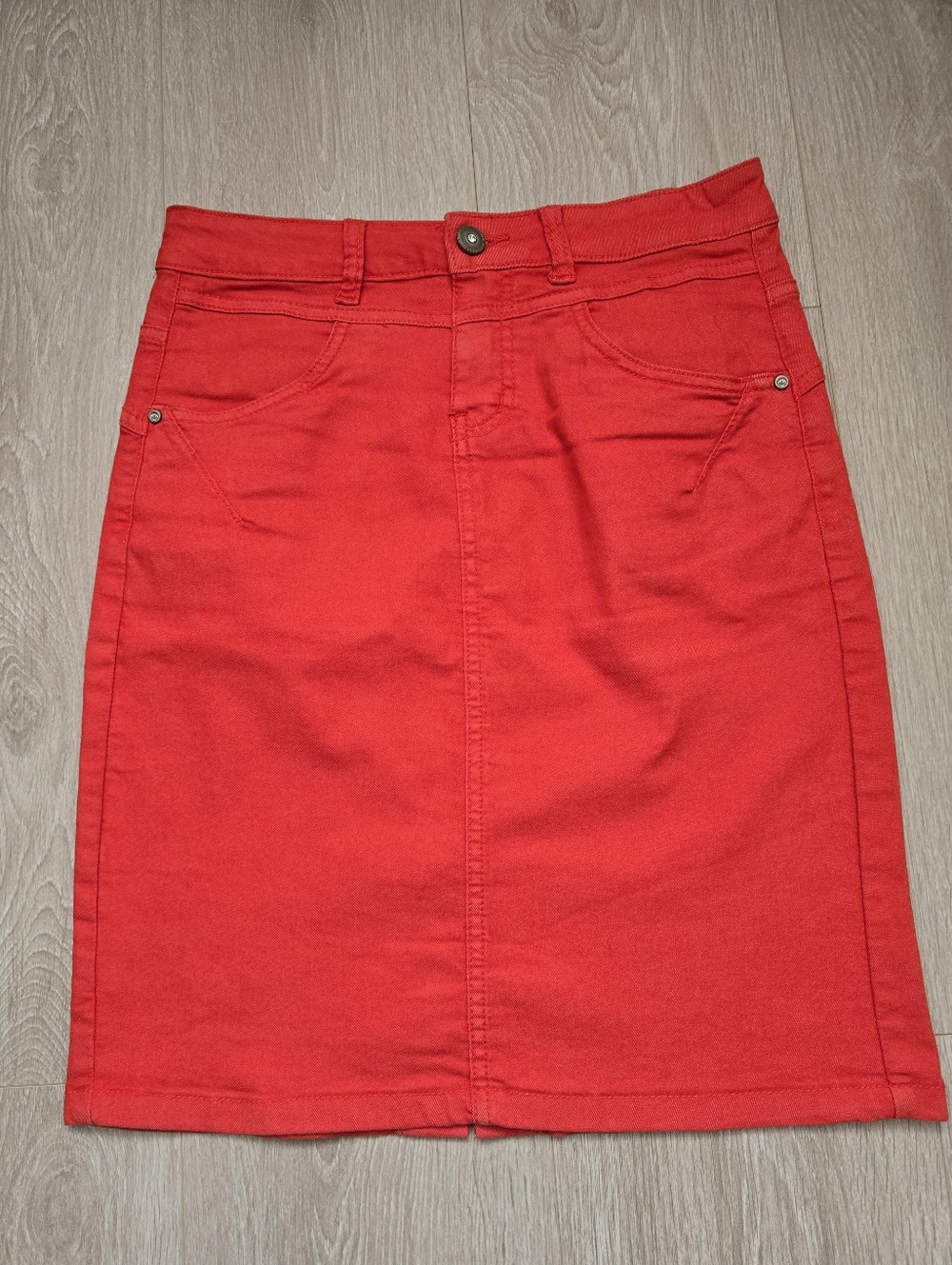 Women’s Red Pencil Skirt - Classic High-Waist Style